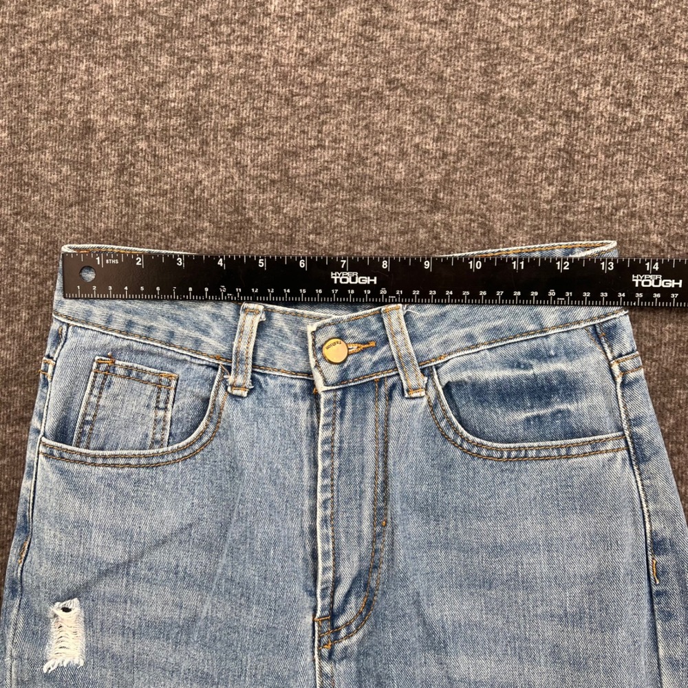 SHEIN Womens High Waisted Distressed Mom Jeans Light Wash Blue Ripped XS Crop - Picture 11 of 14
